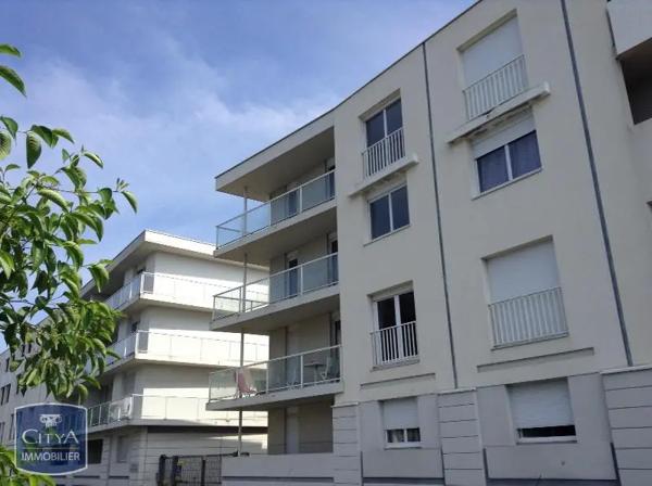 Appartement à louer 2 pièces 35.6m² Poitiers (86000)