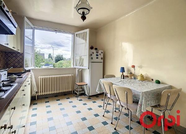 Maison à vendre    4 pièces • 68 m2 Châtenay-Malabry