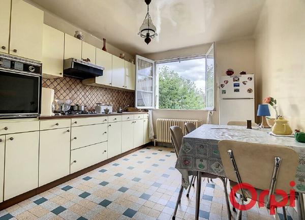 Maison à vendre    4 pièces • 68 m2 Châtenay-Malabry