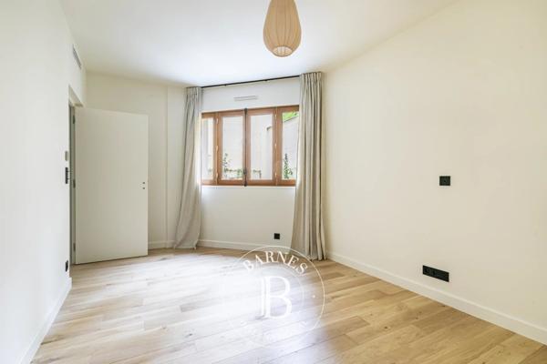 Paris 15ème, Maison 4 Chambres -  222 m² à vendre
