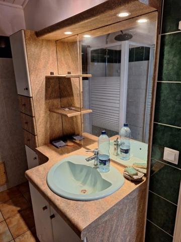 Maison de 78m² sur terrain de 2099m² situé au Saint-Esprit