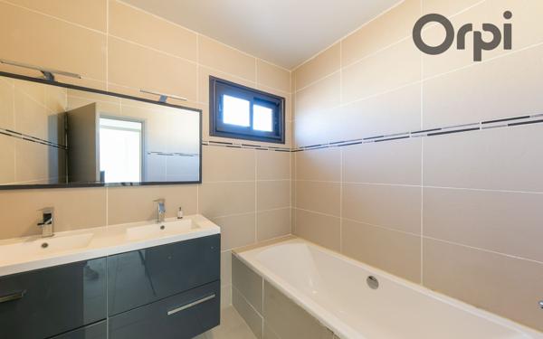 Maison à vendre    5 pièces • 125 m2 Pézilla-la-Rivière