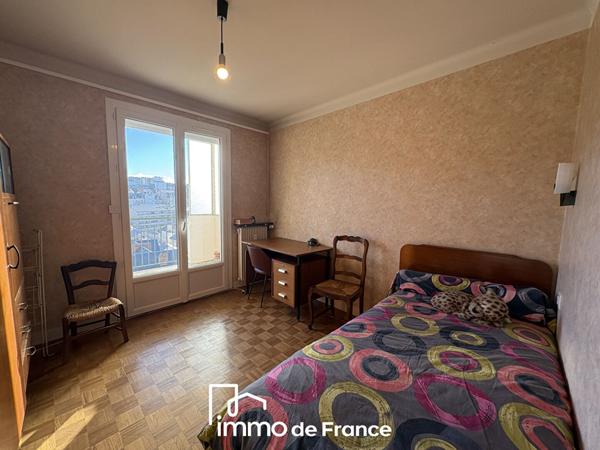 à 5 min du Centre, Appartement Type 4 avec Terrrasse et Parking