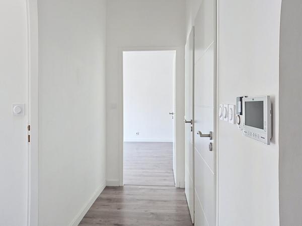Saint-Sebastien-Sur-Loire - Coup de Coeur - Superbe T3 Contemporain avec Terrasse et Parking - Proche des Bords de la Loire