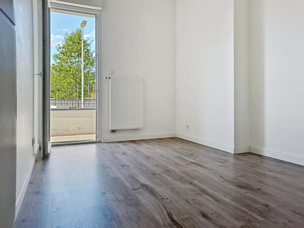 Saint-Sebastien-Sur-Loire - Coup de Coeur - Superbe T3 Contemporain avec Terrasse et Parking - Proche des Bords de la Loire
