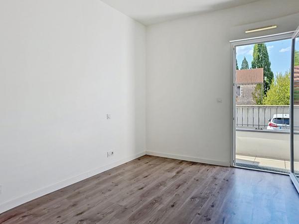 Saint-Sebastien-Sur-Loire - Coup de Coeur - Superbe T3 Contemporain avec Terrasse et Parking - Proche des Bords de la Loire