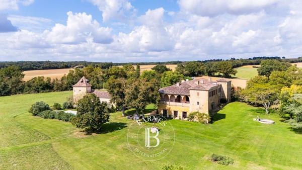 Fleurance, Château 7 Chambres -  600 m² à vendre