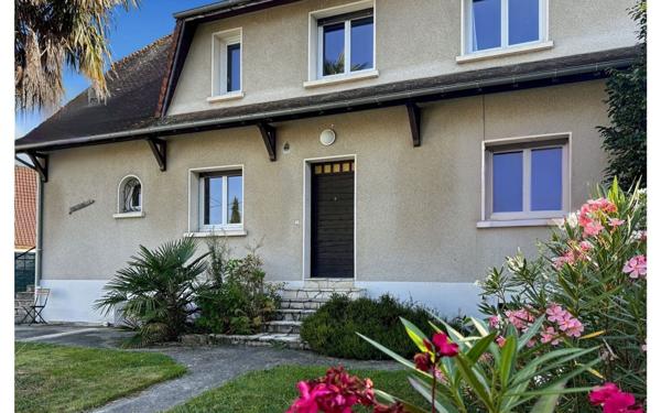 Maison à vendre    5 pièces •  Billère