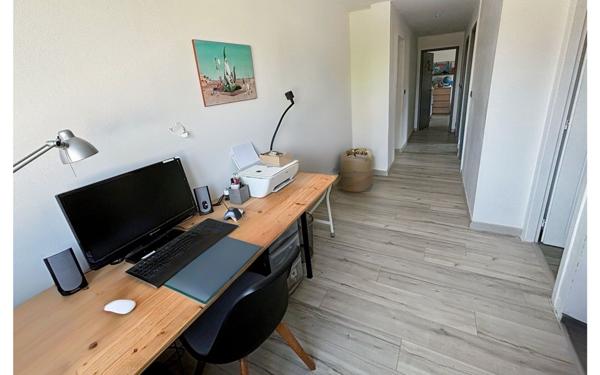 Maison à vendre    5 pièces •  Billère