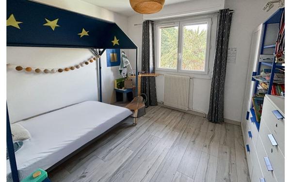 Maison à vendre    5 pièces •  Billère