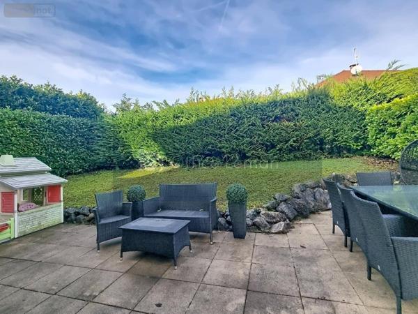 Maison à vendre à Prévessin-Moëns dans l'Ain (01280), ref : 01047-795