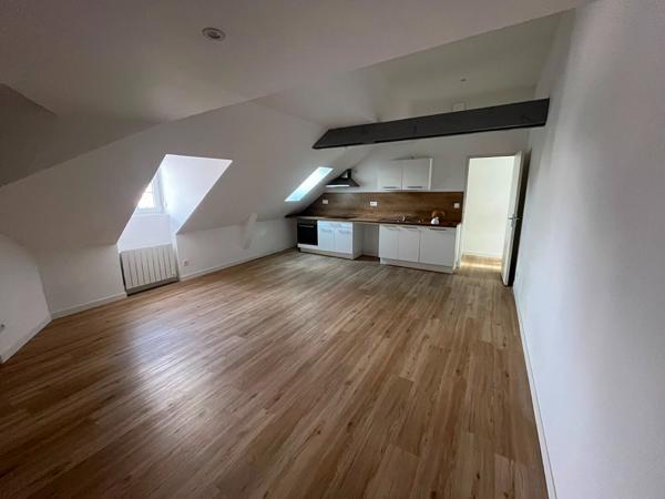 À louer ? Appartement T3 en centre-ville de Laval, proche gare Laval À louer ? Appartement T3 en centre-ville de Laval, proche gare Laval