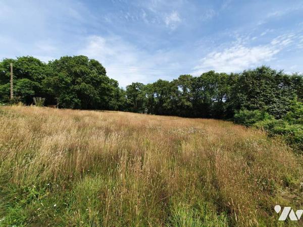 Terrain à batir proche de la mer