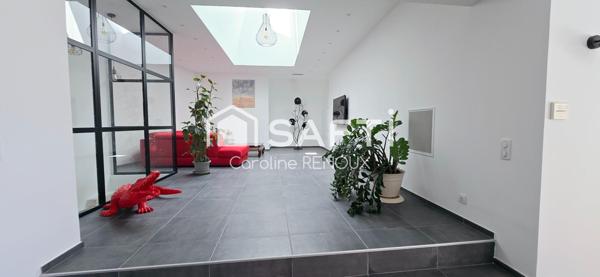 Lauris - Maison de village type loft 160m² avec grande terrasse