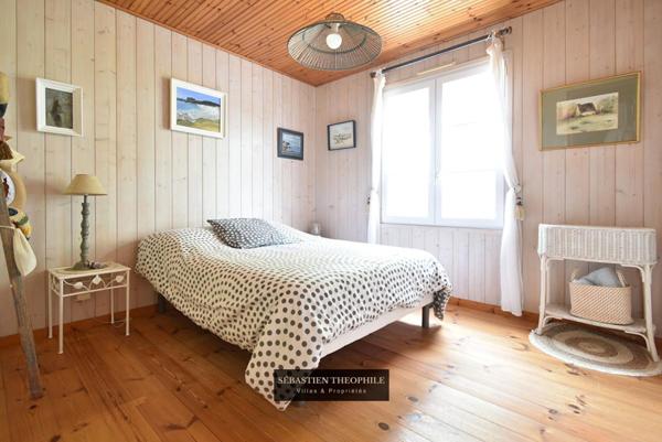 Maison Vendéenne T5 proche Saint Gilles - Authenticité et Confort
