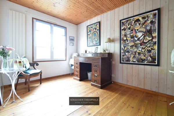 Maison Vendéenne T5 proche Saint Gilles - Authenticité et Confort