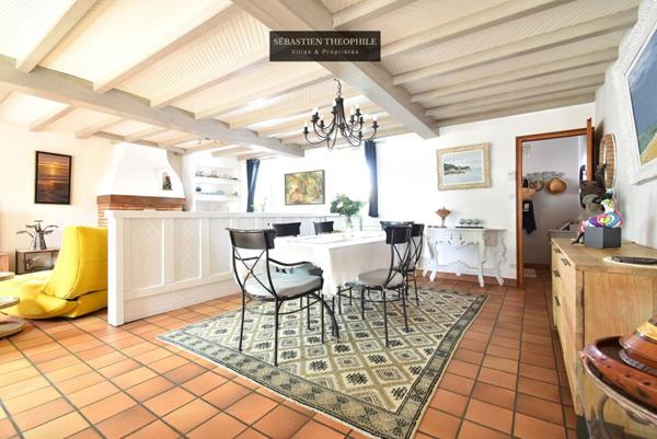 Maison Vendéenne T5 proche Saint Gilles - Authenticité et Confort