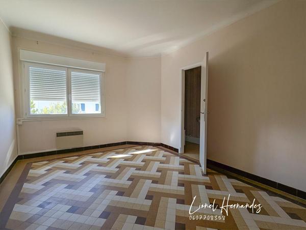 Alès coeur de ville - Appartement T6 ? 176 m² ? Terrasse - 4 chambres