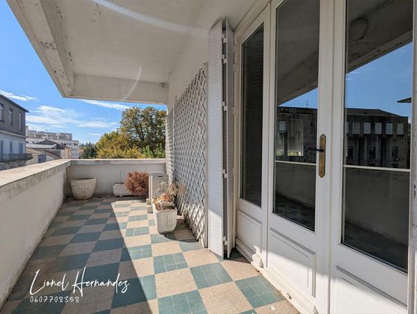 Alès coeur de ville - Appartement T6 ? 176 m² ? Terrasse - 4 chambres