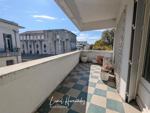 Alès coeur de ville - Appartement T6 ? 176 m² ? Terrasse - 4 chambres