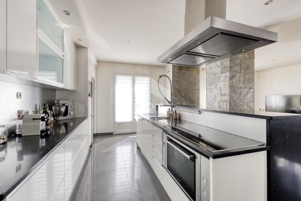 Maison Pontault Combault 6 pièces128.4 m2