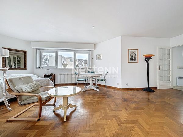 ISSY LES MOULINEAUX - CORENTIN CELTON - Studio de 41 m² avec balcon