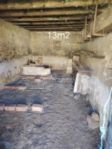 Jolie Grange 120m2, ses dépendances , le tout sur un Magnifique terrain arboré de 2000M2