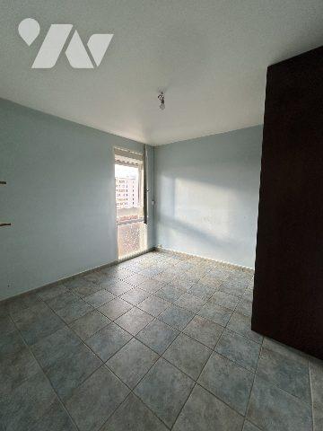 appartement au 7ème étage avec ascenseur