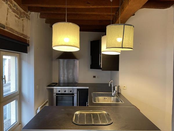 A LOUER : T2 à LILLE • Vieux Lille • 1 100 € CC • Réf. G518-4