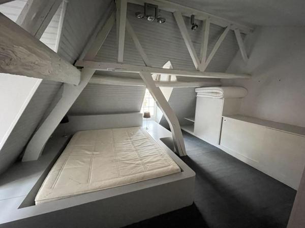 A LOUER : T2 à LILLE • Vieux Lille • 1 100 € CC • Réf. G518-4