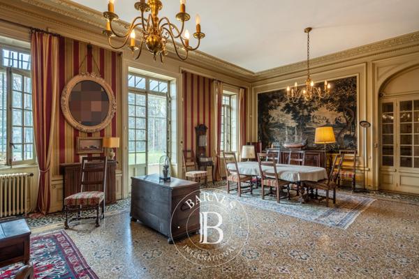 Écully, Appartement 5 Chambres -  307 m² à vendre