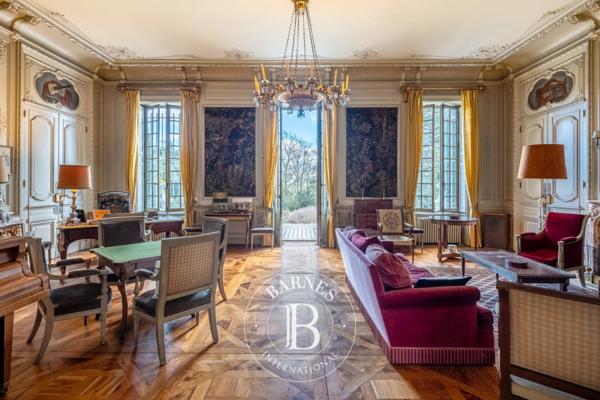 Écully, Appartement 5 Chambres -  307 m² à vendre