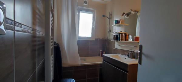 Appartement à Dole VENDU CLEF EN MAIN . 3 pièces 62,48 m2 + grenier + cave.