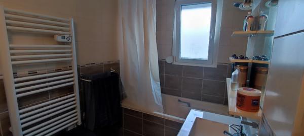 Appartement à Dole VENDU CLEF EN MAIN . 3 pièces 62,48 m2 + grenier + cave.