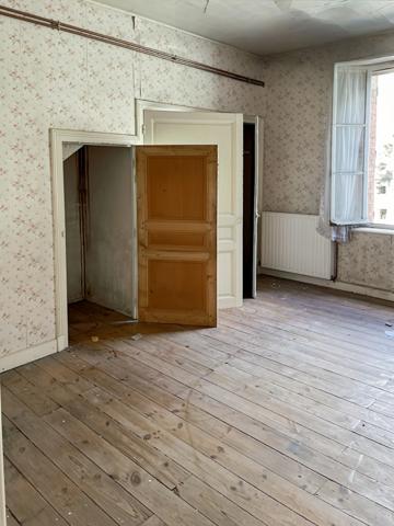 (23200) AUBUSSON - IDÉAL INVESTISSEUR - IMMEUBLE DE RAPPORT - 2 APPARTEMENTS - POMPE À CHALEUR - EXTÉRIEUR