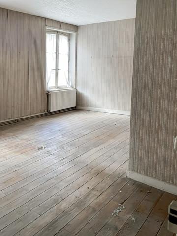(23200) AUBUSSON - IDÉAL INVESTISSEUR - IMMEUBLE DE RAPPORT - 2 APPARTEMENTS - POMPE À CHALEUR - EXTÉRIEUR