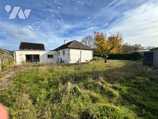 Ensemble immobilier avec extension récente et grange en pierres – fort potentiel