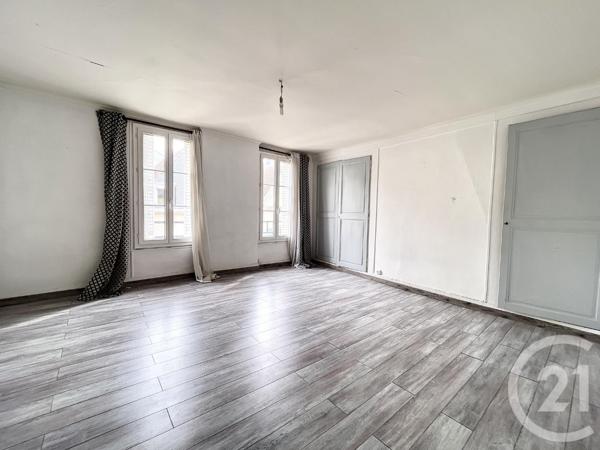 Immeuble à vendre  190 m2 CHARTRES - 28