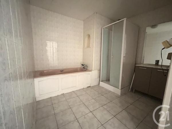 Immeuble à vendre  190 m2 CHARTRES - 28