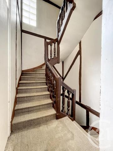 Immeuble à vendre  190 m2 CHARTRES - 28