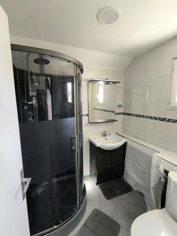 Maison à LE BLANC-MESNIL, 93150 - 5 pièces 125m²