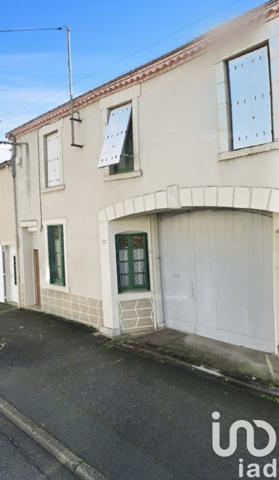 Maison de ville 4 pièces de 107 m² à Chantonnay (85110)