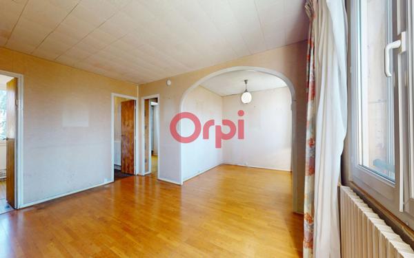 Appartement à vendre    6 pièces • 74,21 m2 Clichy-sous-Bois