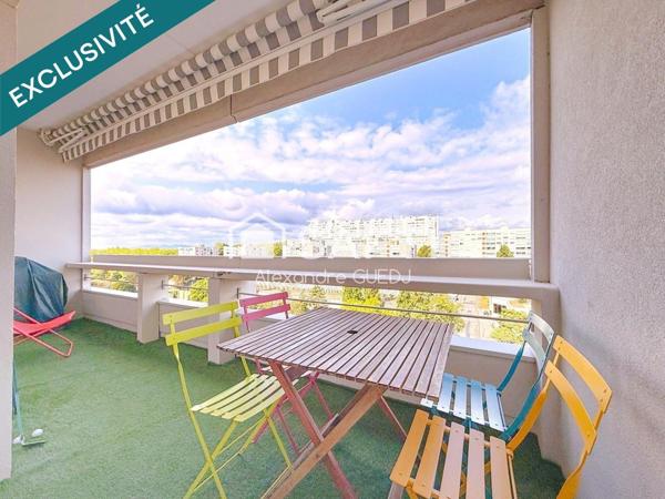 APPARTEMENT T4 TRAVERSANT EN DERNIER ETAGE