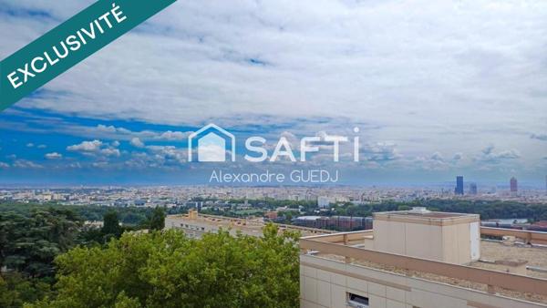 APPARTEMENT T4 TRAVERSANT EN DERNIER ETAGE