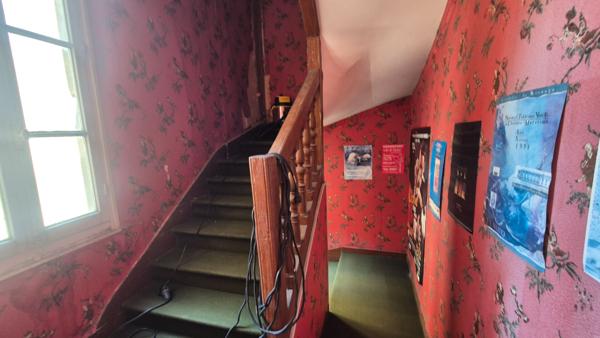 Appartement à vendre Rochefort centre-ville . Proche Place Colbert . Grenier aménageable
