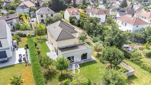 Triel-sur-Seine, Maison 7 Chambres -  220 m² à vendre