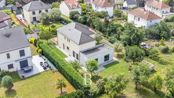 Triel-sur-Seine, Maison 7 Chambres -  220 m² à vendre