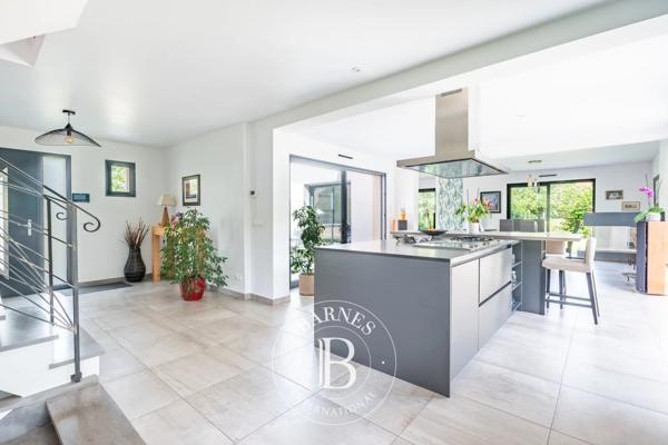 Triel-sur-Seine, Maison 7 Chambres -  220 m² à vendre