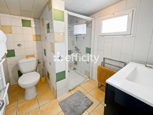 Maison
         4 pièces
        - 75 m² Exclusivité 169 000 € *